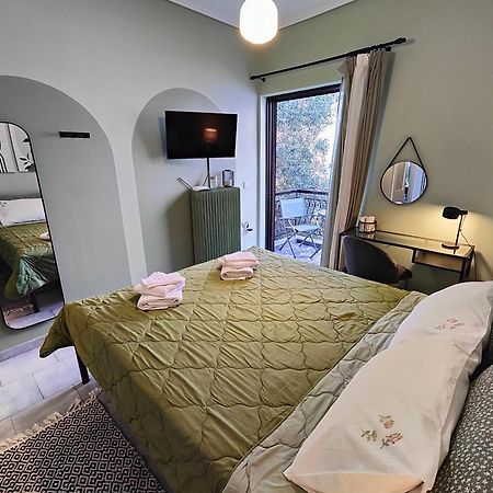 Olivia Apartment-Private Parking Халкида Экстерьер фото