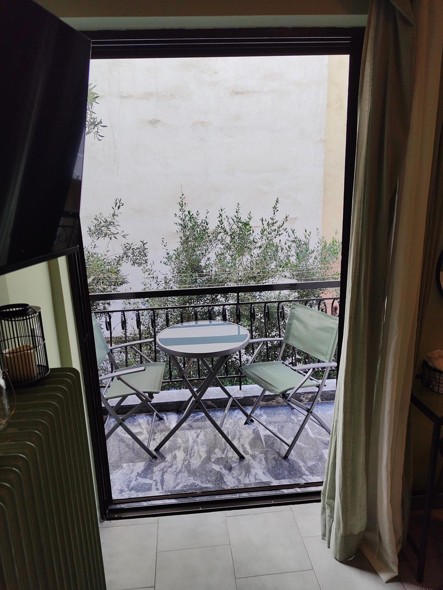 Olivia Apartment-Private Parking Халкида Экстерьер фото