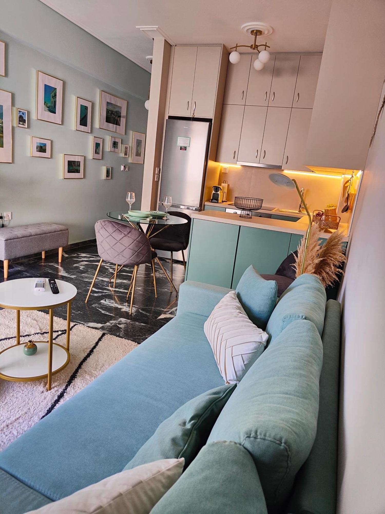 Olivia Apartment-Private Parking Халкида Экстерьер фото