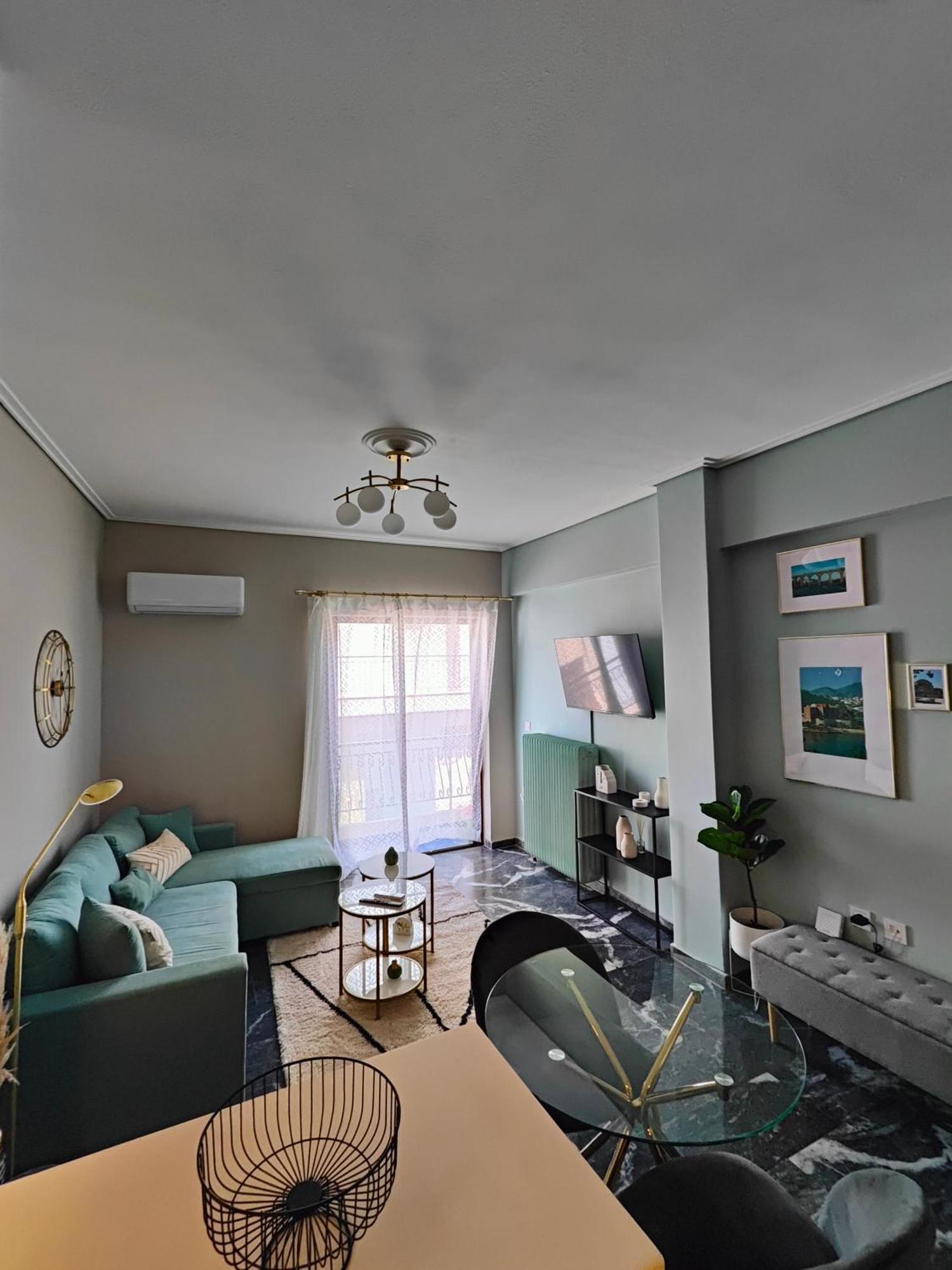 Olivia Apartment-Private Parking Халкида Экстерьер фото
